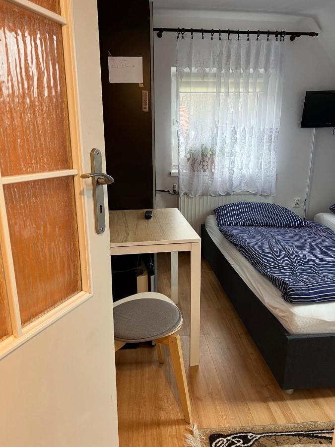 Noclegi U Emilii 소포트 외부 사진